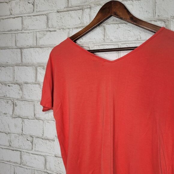 Old Navy pink embroidery tee - Picture 11 of 12